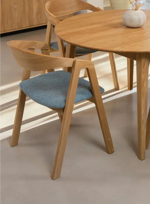 Stuhl aus Eiche massiv Natur weicher Sitz 79 cm Sorano