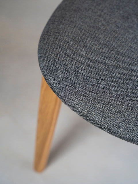 Esszimmerstuhl aus Eiche massiv Natur weicher Sitz 75 cm Positano