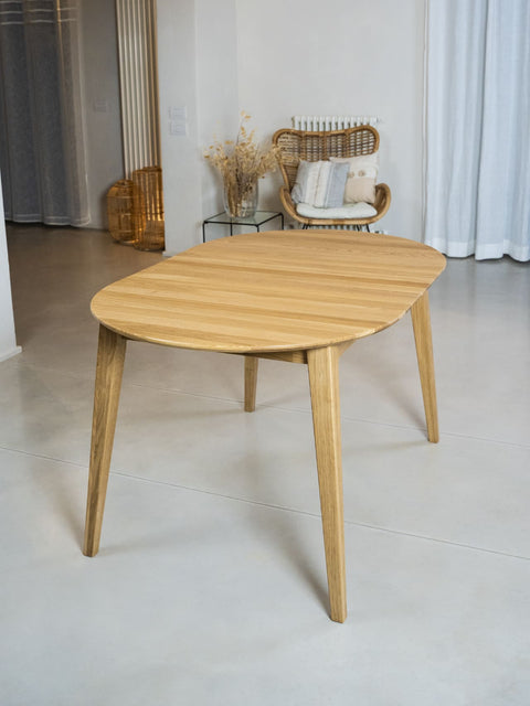 Esstisch aus massiver Eiche Natur modern Florence