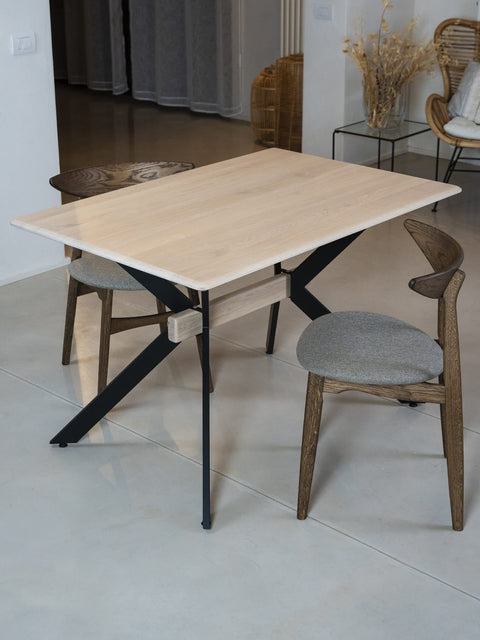 Esszimmerstuhl aus Eiche massiv rauchig geölt 75 cm weicher Sitz Positano