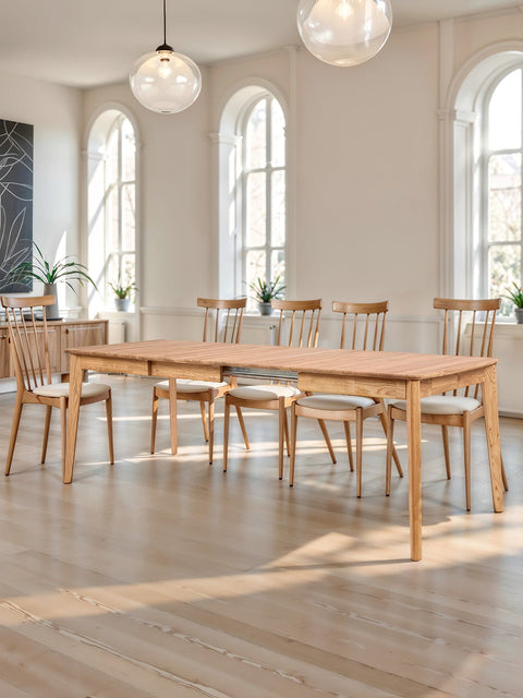 Ausziehbarer Esstisch aus massiver Eiche Natur Atlante